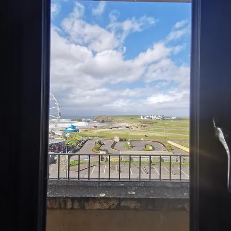 Appartement Palm Cove Luxurious Sea View Balcony Free Wifi Netflix Sleeps 5